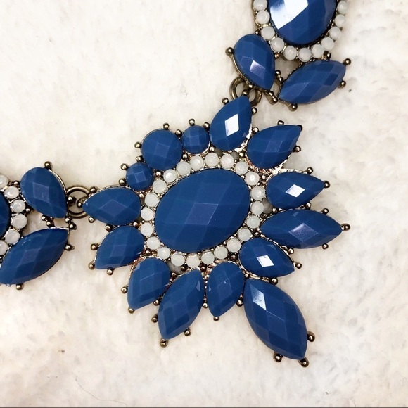 J. Crew Periwinkle Statement Necklace - Picture 2 of 3